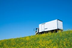 名古屋市の長距離ドライバー求人|春の転職で新年度から安定収入を実現する方法